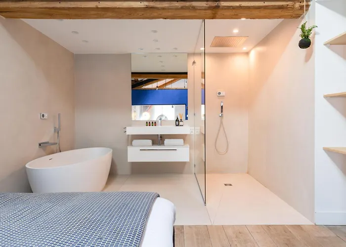 Mini loft