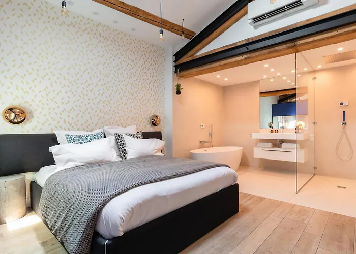 Mini loft